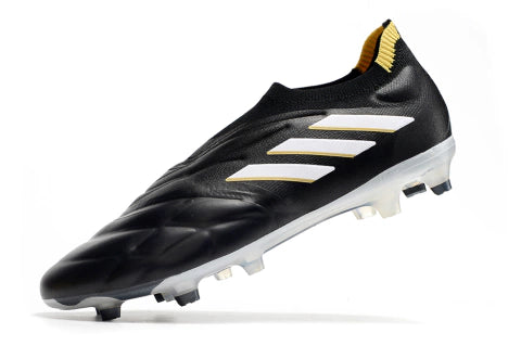 Chuteira Adidas Copa Pure+ Campo FG - Preto/Branco